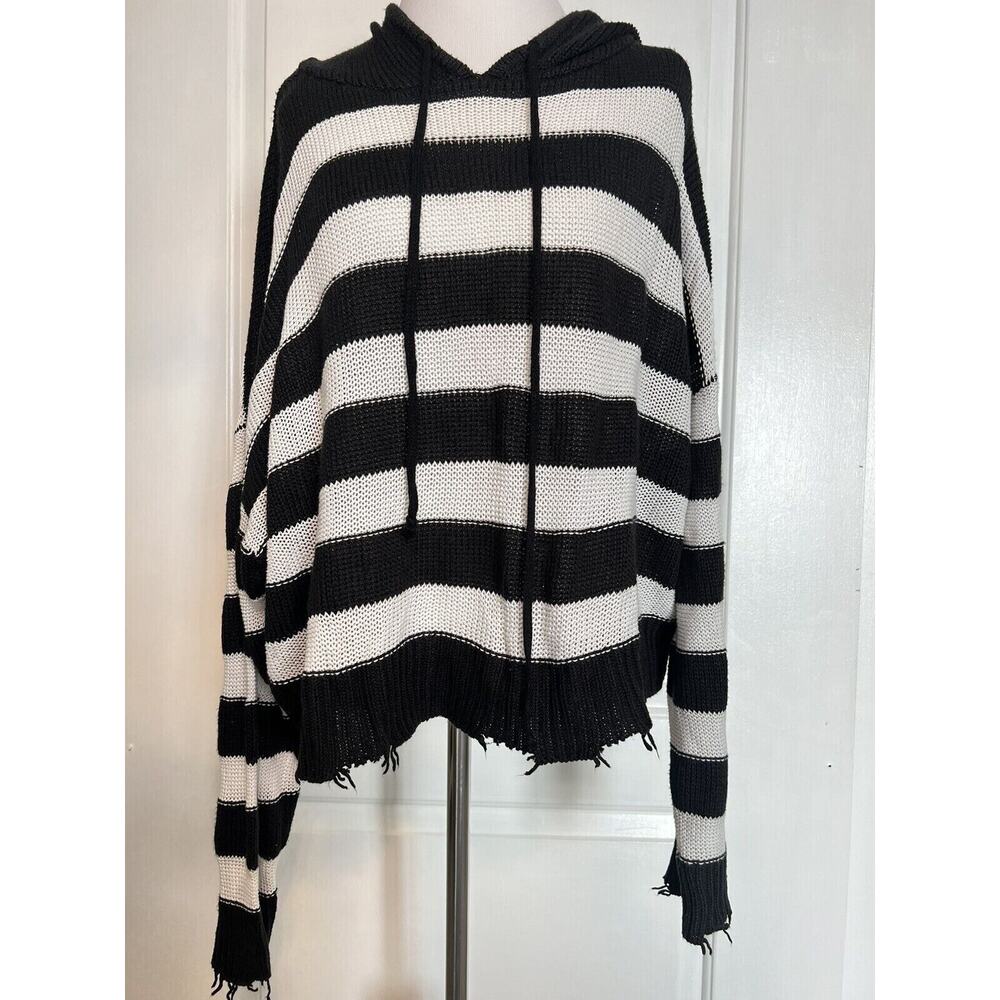 Los Angeles Boutique Black White Striped ELAN Boxy Cropped Hooded Sweater Top L